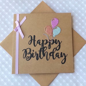 Globos de cumpleaños felices y tarjeta de cinta, tarjeta linda para su amigo, hermana-sobrina-nieta-prima, tarjeta kraft reciclada, hecho a mano, tienda del Reino Unido