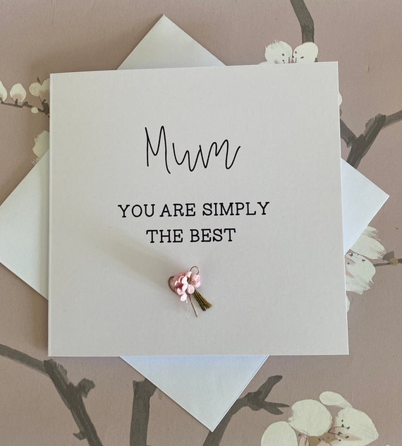 UK Greetings Muttertagskarte „Für Einen Besonderen Menschen“ – Mit Blumenherz-Design