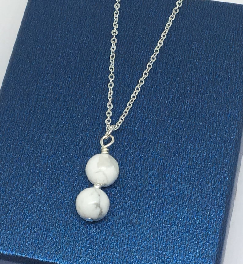 UK shop Marble Necklace Gift For Her Beaded Gemstone Necklace Modern Gemstone Necklace White Howlite Necklace in Silver Plated