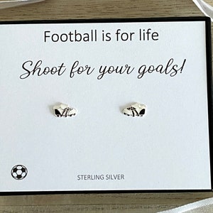 Fußballschuhe Ohrstecker, Fußball Sport Schmuck, Fußball-Liebhaber Schmuck, kleine Ohrringe, Geschenk für sie / ihn, Zitat Karte