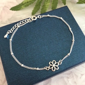 Silver satellite and flower bracelet, Dainty silver plated bead bracelet, Gift for her-friend-mum-sister-niece-auntie, UK