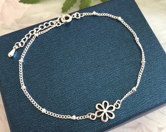 Silver satellite and flower bracelet, Dainty silver plated bead bracelet, Gift for her-friend-mum-sister-niece-auntie, UK