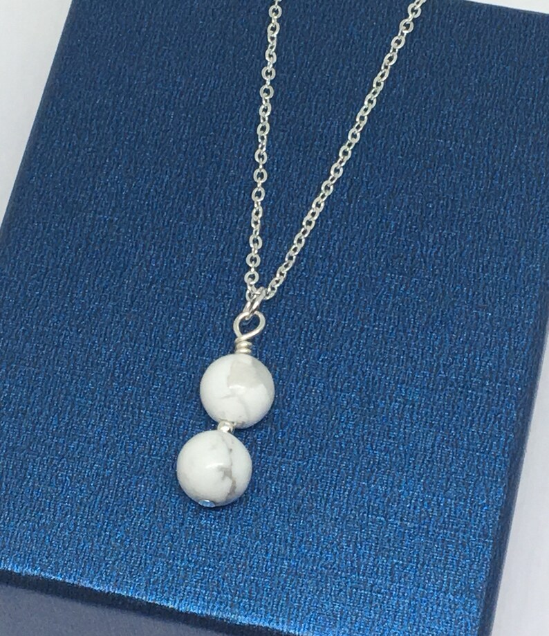 UK shop Marble Necklace Gift For Her Beaded Gemstone Necklace Modern Gemstone Necklace White Howlite Necklace in Silver Plated