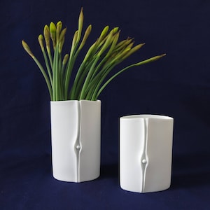 2 matte white bisque vases, Hutschenreuther vase modernist West Germany, Design E. Pott-Bischofberger, vintage wedding - hostess gift