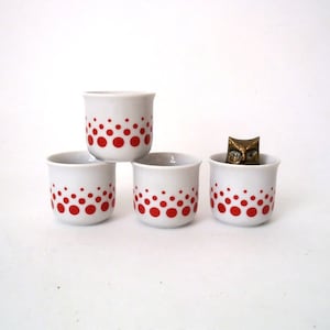Set of 4 porcelain egg cups 60s, Freiberger Porzellan East Germany, eggcups mid century modern design