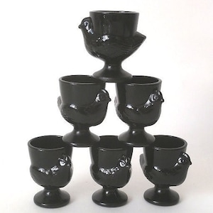Vintage chicken egg cups,  set of 4 glass egg cups made by arcoroc,  80s set of 2 chicken glass egg cups made in France