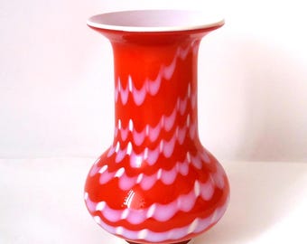 Vintage cased glass vase pink red white italian opaline glass vase, Murano Italy 60s mid century glass vase
