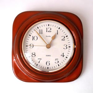 Vintage German wall clock square deep orange ceramic kitchen wall clock Zentra West Germany 70s Wanduhr, Keramikuhr, Küchenuhr