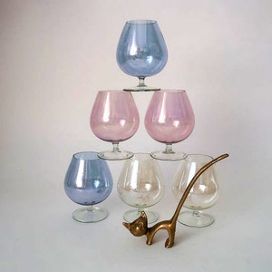 Six liqueur glasses, small iridescent liqueur glass, set of 6 pastel colored cognac glasses, vintage barware, mcm 50s glasses retro party