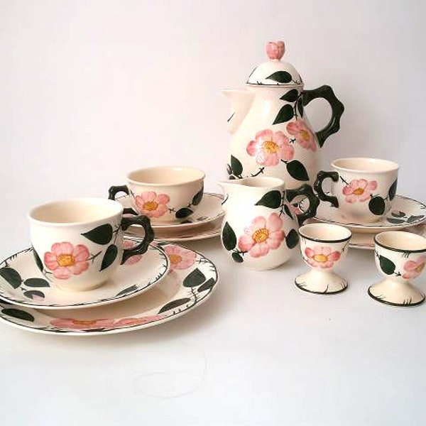 Vintage Villeroy & Boch Wild Rose one plate, one cups / saucers, mid century porcelain breakfast set wild rose, farmhouse dish