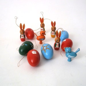 Vintage wooden easter decoration ore mountains, vintage easter shrub ornaments birds, rabbits and eggs