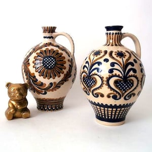 Set of 2 vintage pottery vases,  mid century folk art pottery, vintage folk art vase handpainted, handled vases, farmhouse chic boho vases