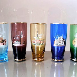 Set of 5 Italian vintage souvenir glasses from the 50s/ 60s, mid century colored souvenir glass : Roma, Venezia, Torino, Milano, Firenze