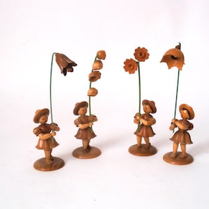 Mid century wooden ore mountain figurine flower child 60s, vintage collectible figurines, east German traditional folk art, wood art Germany