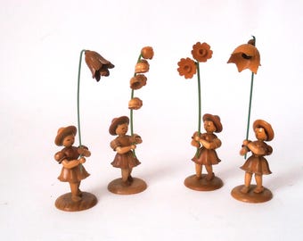 Mid century wooden ore mountain figurine flower child 60s, vintage collectible figurines, east German traditional folk art, wood art Germany
