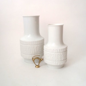 Set of two vintage white bisque vases Thomas Rosenthal Arcta Richard Scharrer, op art white german porcelain vase, mid century vase