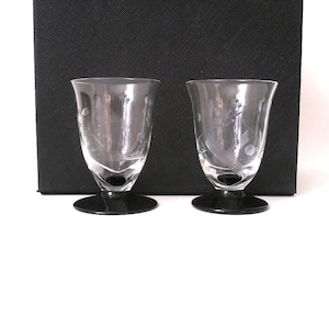 Set of 2 liqueur glasses, small liqueur glass handcut decor, set of 2 cognac glasses, vintage barware, mcm 50s glasses retro party