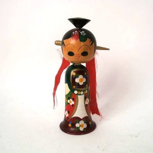 70s creative kokeshi doll vintage, mid century kokeshi doll, japanese kokeshi doll vintage creative, shaking head doll, bobblehead figures
