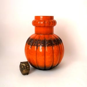 Vintage ceramic lamp base in the shape of an orange pumpkin, ceramic side table, 70s ceramic lamp base, mcm fat lava ceramic lamp base