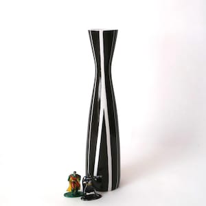 Mid century black and white porcelain vase made by Unterweissbach, rock a billy vase, 60s 50s porcelain vase, vase made in Germany
