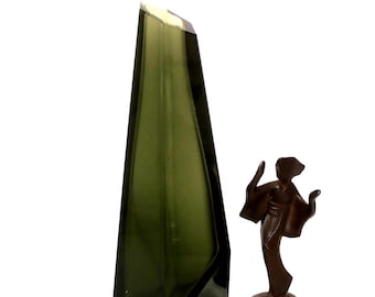 Vintage Art Deco glass vase,Art Deco vase in facet cut emerald green, 1930s glass Vase
