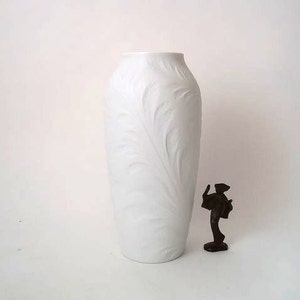 XL vintage white porcelain vase Hutschenreither, op art biscuit bisque porcelain vase, mid century vase, op art vase, vintage bisque vase