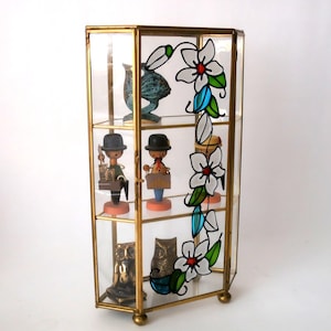 Curio cabinet, vintage brass glass curio cabinet, figurine display cabinet, home decor, 1970s curio display, miniatures display case