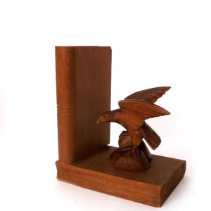 Vintage hand carved eagle bookend, falcon wooden book holders, rustic home decor, shelf decor, mid century Germany