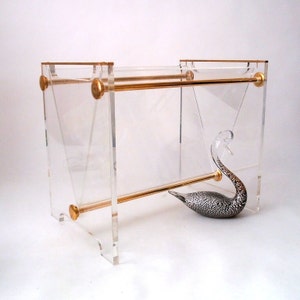 Mid century acrylic magazine rack with brass handle, plexiglass newspaper stand, boho magazine rack, plastic magazine rack, mid century rack