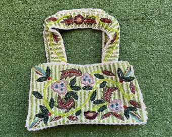 Hand-beaded 90’s green floral handbag