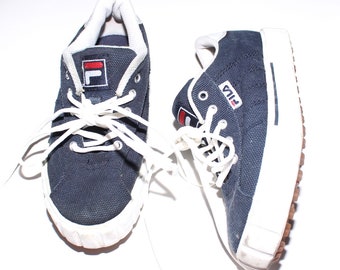 Fila 1998 Navy blue low trainers / sneakers