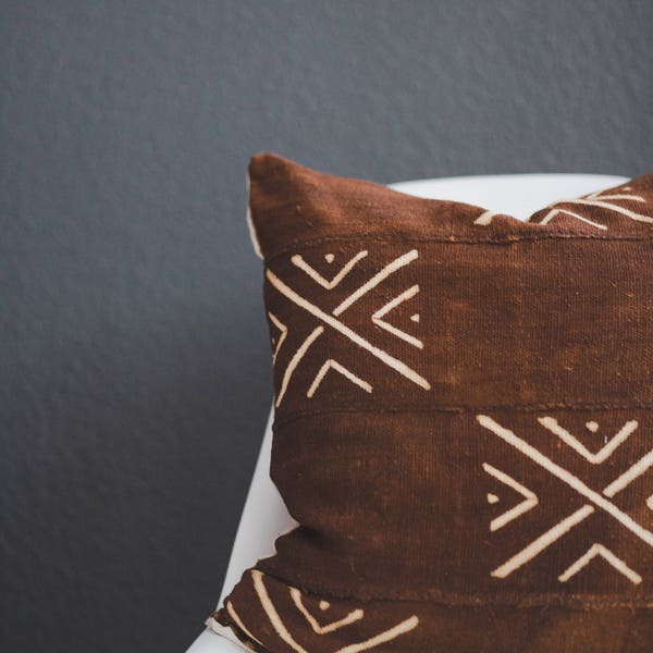 Brown Mali Mud Cloth Pillow Cover... African Mudcloth, Boho Mudcloth, Boho Decor Tribal Pillow, Throw Pillow, Linen