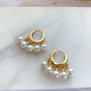 Small Hoop Earrings, Tiny Hoop Earrings, Huggie Hoop Earrings, Pearl Hoop Earrings, Gold Huggie Earrings, Dainty Hoop Earrings, Minimalist