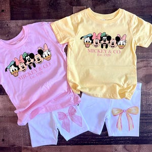 ミッキー・コー キッズセット、女の子用ミニー バイカーTシャツ、幼児用ユース ディズニーワールド キュートショートパンツ、娘用ディズニー衣装、ミニー・コー 兄弟