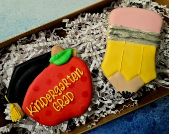 Personalized Graduation Cookie Set: End of School Gift, Congrats Grad, Congratulations, Graduate, You did it, Class of
