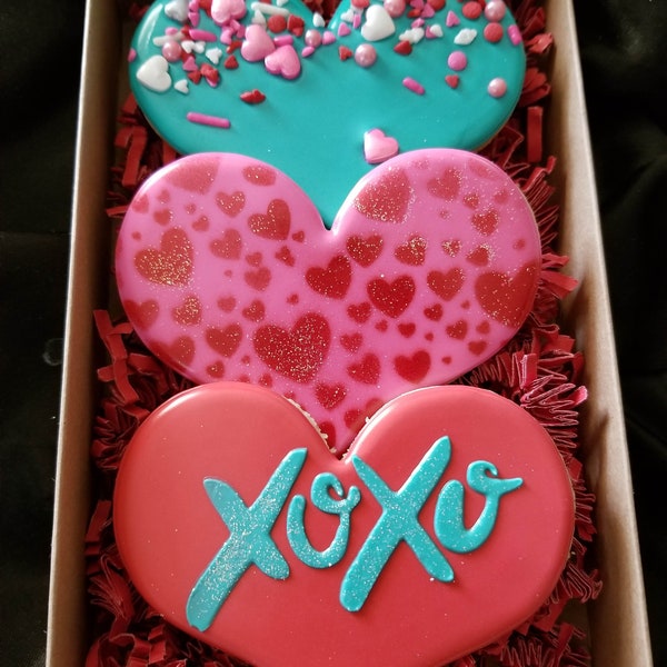 SHIPS  by 2/09 Valentine Hearts XOXO Valentine Gift,  Shipped Feb. 9th Teacher gift, Sugar Cookies, Custom Cookies, heart cookies