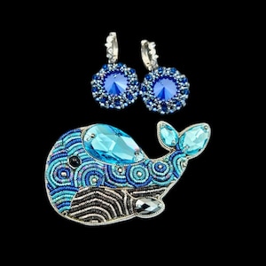 Handmade beaded whale brooch pin and crystal earrings set.  Crystal Dress pin. Artisan jewelry. earrings dangle. Earrings pearls and crystal