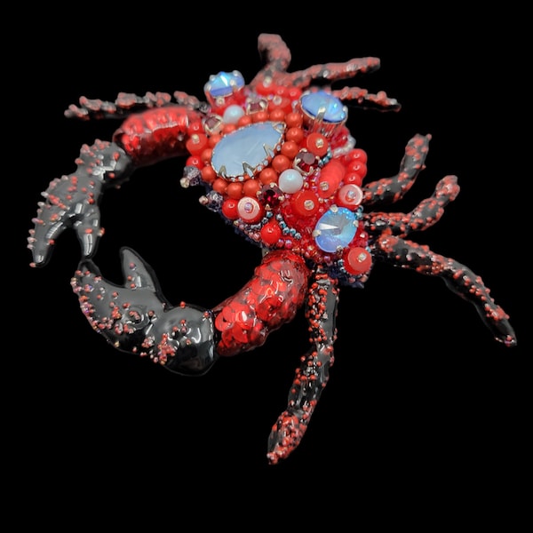 Red Crab brooch pin. Handmade Statement brooch. Embroidered brooch. Animal jewelry. Dress pin. Beaded jewelry. Sealife brooch