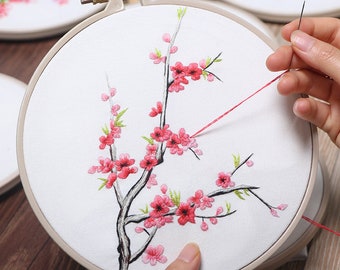 Beginner Embroidery Kit Full Kit DIY Floral Needlepoint Hoop Wall Art Kit Modern Embroidery Kit For Friends