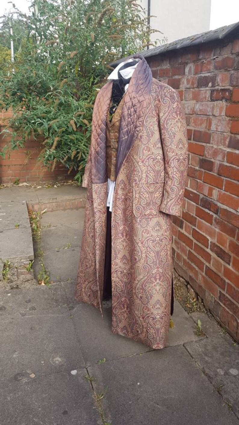 sherlock holmes bathrobe