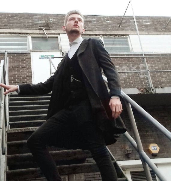 Doctor Who Extremis cosplay coat