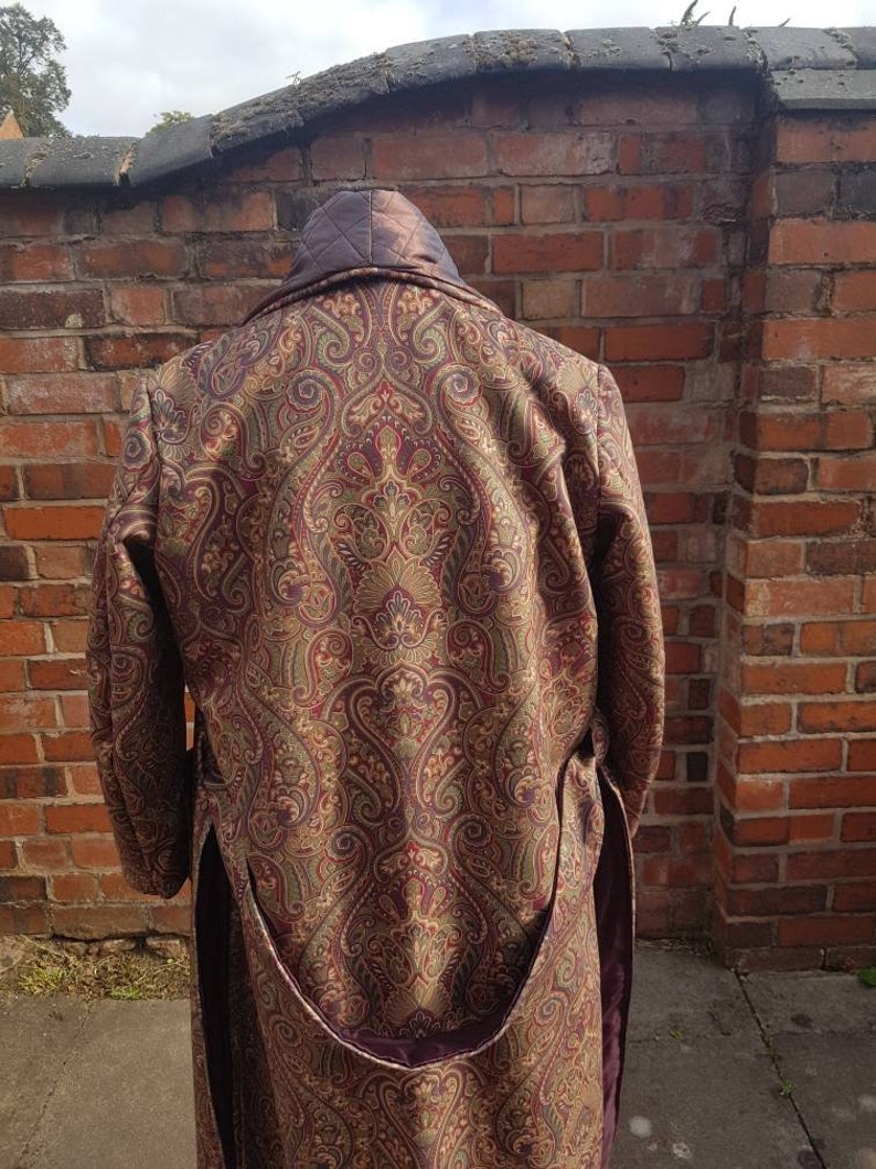 sherlock holmes bathrobe