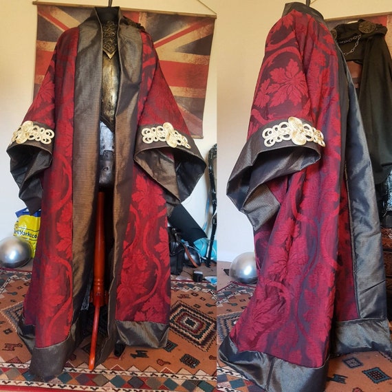 Wizard style dressing gown