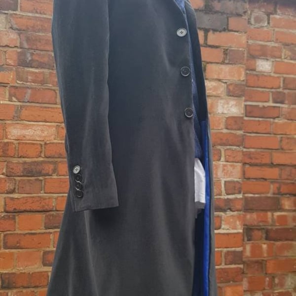 12th Doctors schwarzer Samt Gehrock Doctor Who Peter Capaldi Cosplay Replik