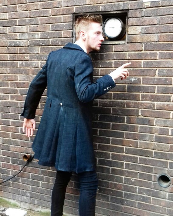 Doctor Who coat Extremis cosplay coat peter capaldi
