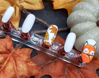 Fox Hole Nail Set