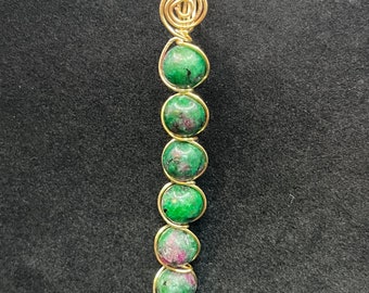 Ruby zoisite wire necklace