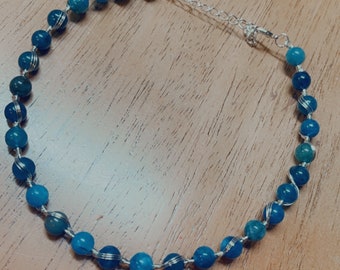 Wire wrapped choker