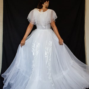 156 - Delicate refinement Vintage wedding dress with rouches/Organza and embroidery wedding dress/Wedding dress with ruffles and embroidery
