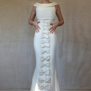 273 - The Little Ivory Dress Vintage Sheath Wedding Dress in Pure Silk, Organza and Lace/Silk Sheath Wedding Dress/Bride with Bows